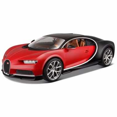 Modelauto bugatti chiron 1:18 rood