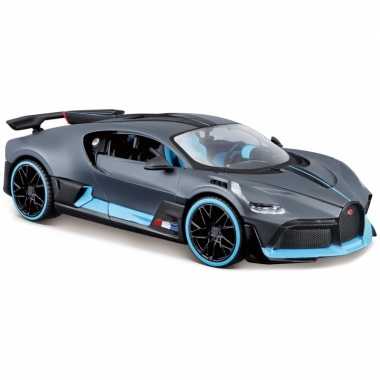 Modelauto bugatti divo 1:24