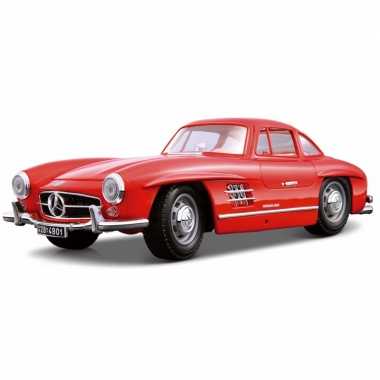 Modelauto mercedes 300sl coupe 1:18