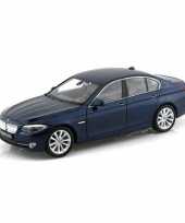 Modelauto bmw 535i 2010 blauw schaal 1 24 20 x 8 x 6 cm