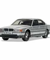 Modelauto bmw 750i james bond schaal 1 36 zilver 14 x 5 x 4 cm